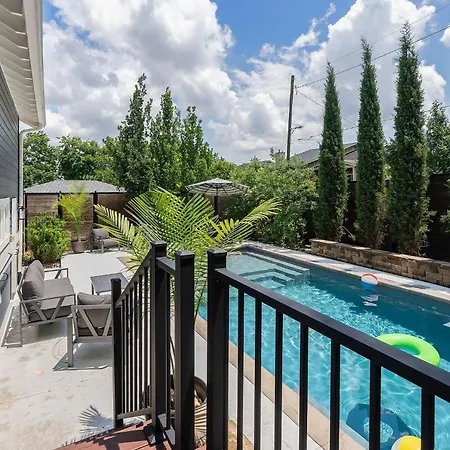 The Magnolia House *