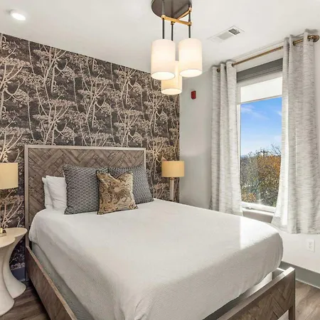 Muse-ic Luxury - Entire 5 Min To Broadway Apartment *