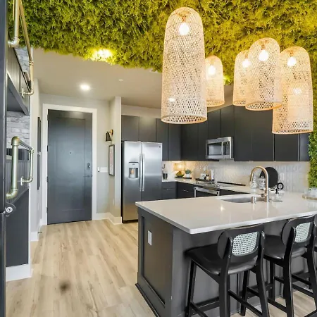 Bourbon And Beyond - Luxury Living - New, 6 Beds *