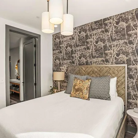 Muse-ic Luxury - Entire 5 Min To Broadway Apartment *