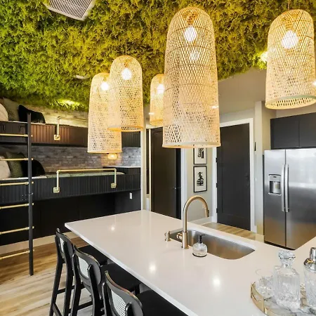 Bourbon And Beyond - Luxury Living - New, 6 Beds Apartment Nashville