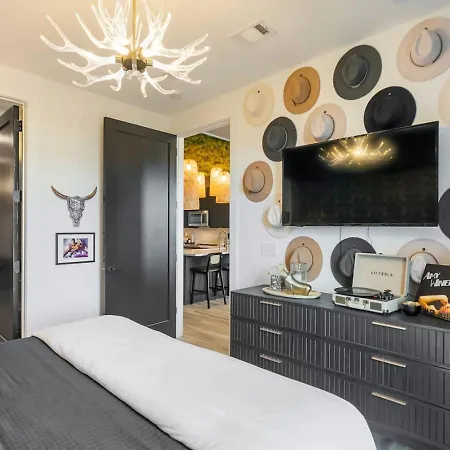 Bourbon And Beyond - Luxury Living - New, 6 Beds Nashville