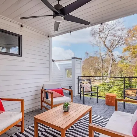 Pop Art 4br Near Downtown And Sleeps 10 Nashville