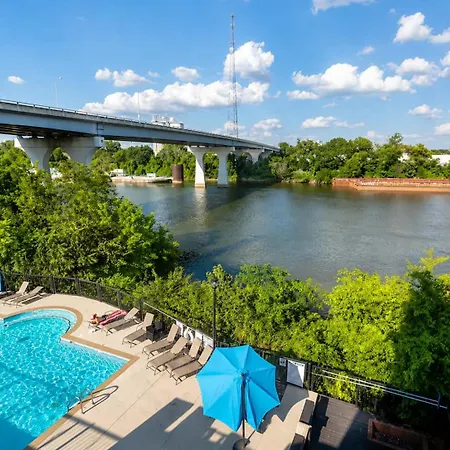 Stylish W Private Deck & River View Nashville