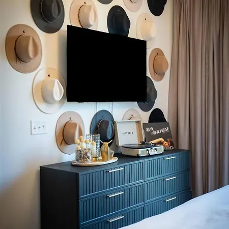 Apartment Bourbon And Beyond - Luxury Living - New, 6 Beds