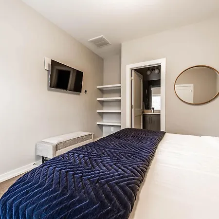 Modern East 4br Deck And Sleeps 10 * Nashville