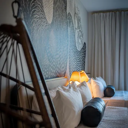 Bourbon And Beyond - Luxury Living - New, 6 Beds Apartment *