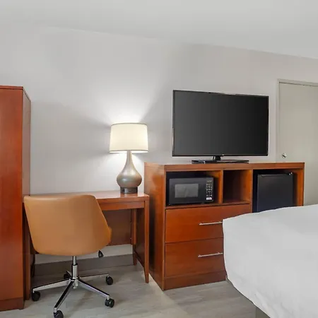 Comfort West Inn