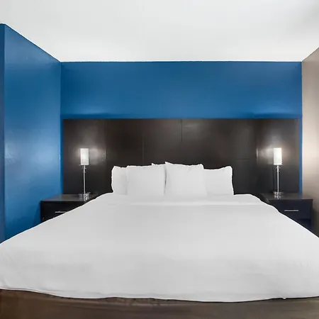 Comfort Airport - Bna Hotel