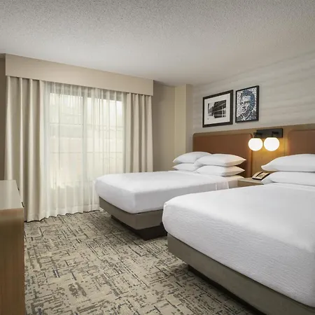 Embassy - At Vanderbilt 3*