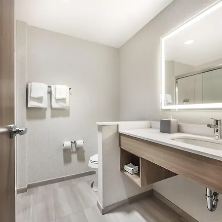 Express & West End - Univ Area By Ihg 3*