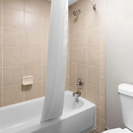 Inn Quality - Opryland Area
