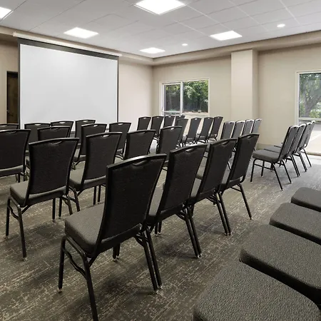 Crowne Plaza Airport By Ihg Nashville