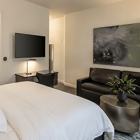 Hotel 121 By Avantstay 4*