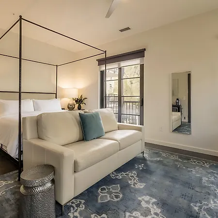 121 By Avantstay 4* Nashville