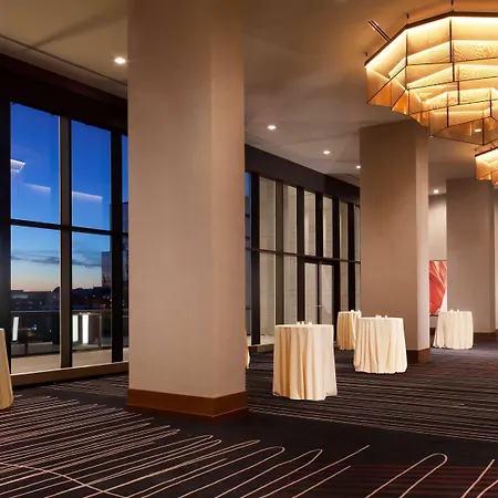 Grand Hyatt 5*