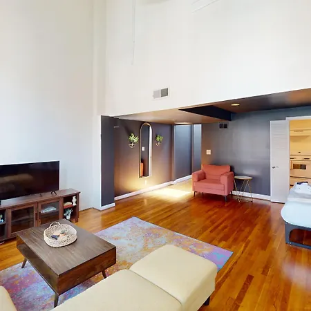 The Lofts At 107