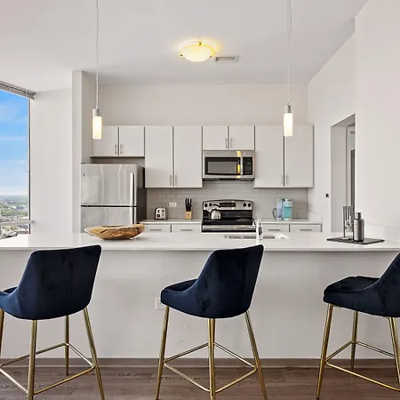 Placemakr Premier Sobro 5*