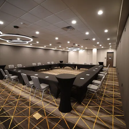 Hotel Airport By Ihg Nashville