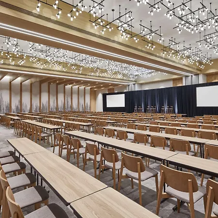 Embassy By Hilton Downtown 4*