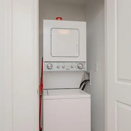 Apartment Abode - Marathon Village Near Downtown Nashville