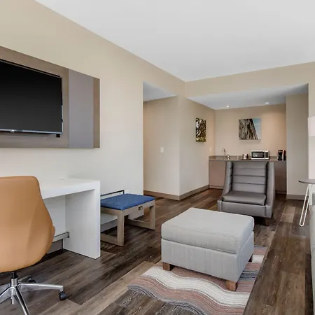 Cambria Airport Hotel Nashville