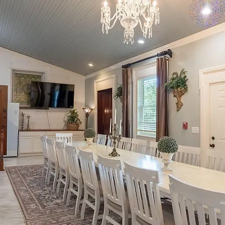 Belle Air Mansion And Bed & Breakfast 3*