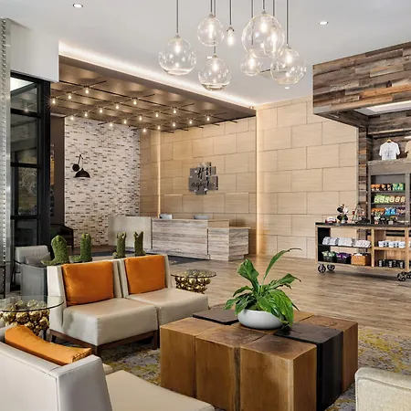 Hotel & Downtown - Broadway By Ihg 3*