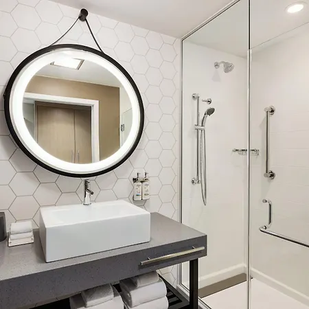 & Downtown - Broadway By Ihg Nashville