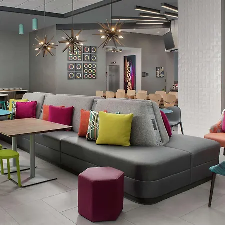 Home2 By Hilton Downtown Convention Center Nashville