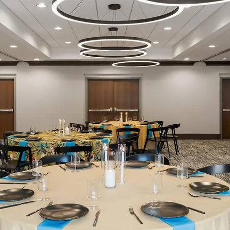 - Vanderbilt - Dwtn By Ihg Hotel 3*