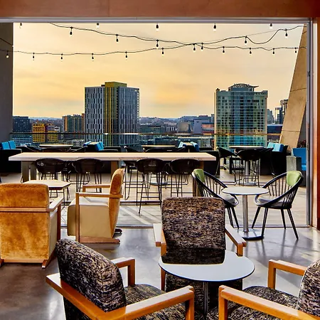 Springhill By Marriott Downtown/convention Center 3*