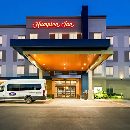 Hampton By Hilton Airport Century Place Hotel 3*