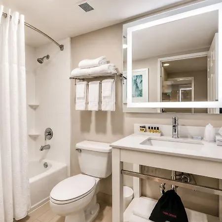 Hayes Street Hotel Nashville Downtown, Trademark By Wyndham 3* Nashville