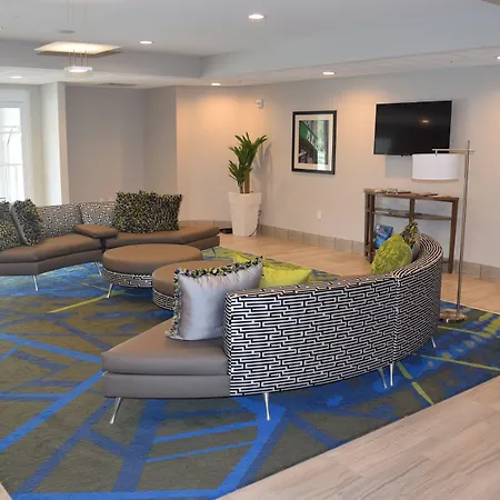Candlewood - Metro Center By Ihg Hotel 3*