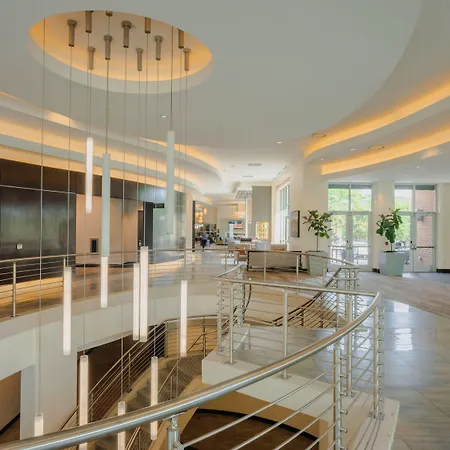 Hilton Garden Downtown Convention Center