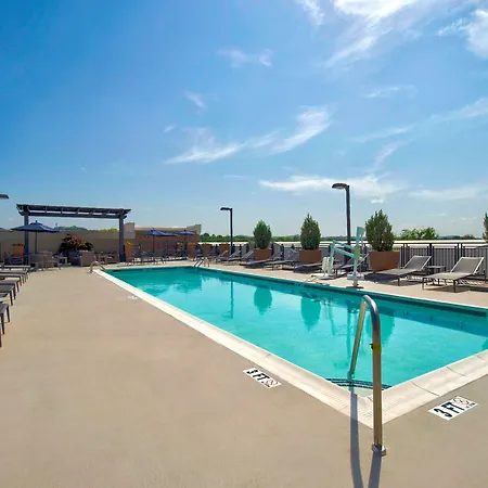 Courtyard By Marriott Hills Hotel 3*