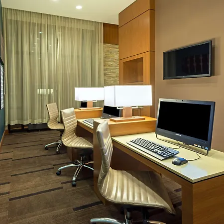 Hyatt Place Downtown 3*