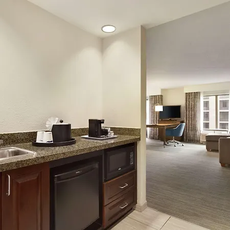 Hampton & Nashville-downtown Hotel 3*