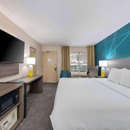 Comfort Downtown - Music Center Inn