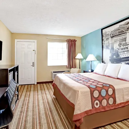 Super 8 By Wyndham Whites Creek/ Nw Area