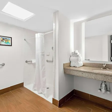 Comfort & Near Tanger Outlets I-24 Antioch 4* Nashville