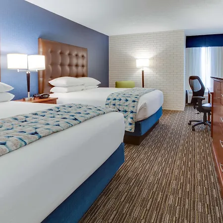 Drury & Airport Hotel Nashville
