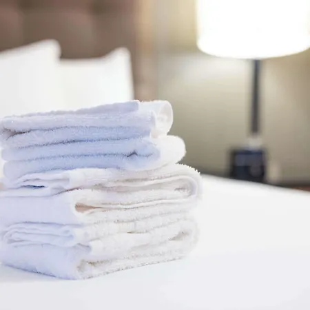 Hotel Drury & Airport Nashville