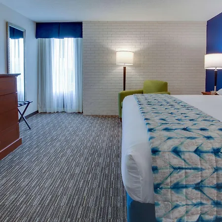 Drury & Airport Hotel Nashville