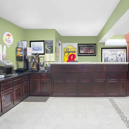 Super 8 By Wyndham West Nashville