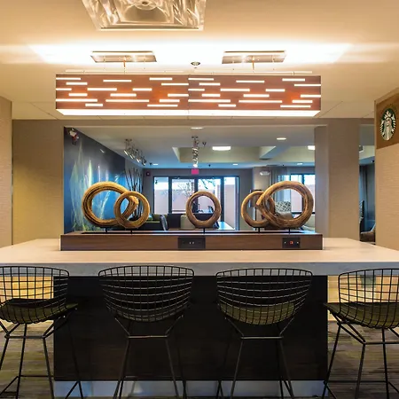 Courtyard By Marriott At Opryland Hotel
