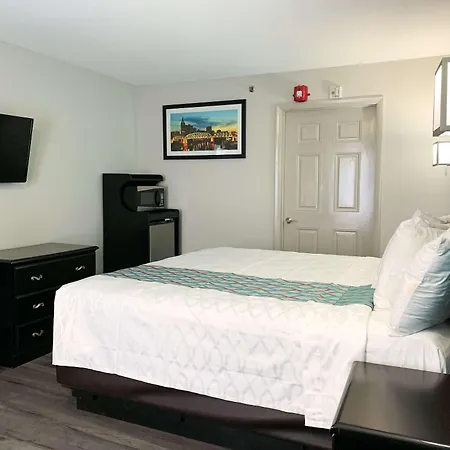 Hotel Knights - Downtown Nashville