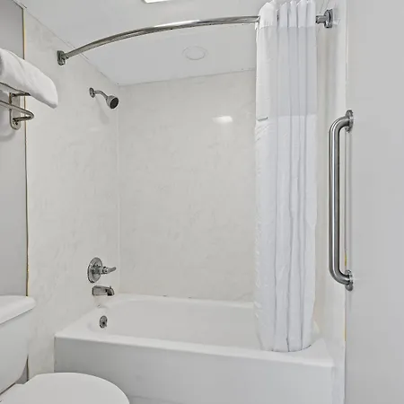 Hotel Days Bna St Thomas W Hosp 2*