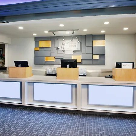 Express Nashville-downtown - Broadway By Ihg Hotel 3*
